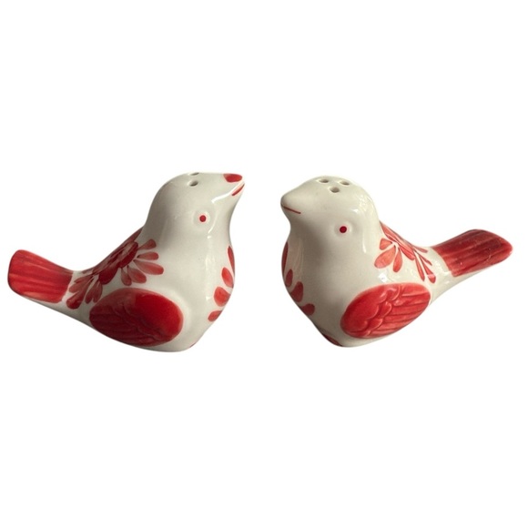 Anthropologie Red and White Ceramic Bird Salt and Pepper Shakers - Picture 1 of 4